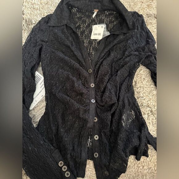 Free People Lucky Lace Top in BLACK LARGE NWT - Picture 2 of 2